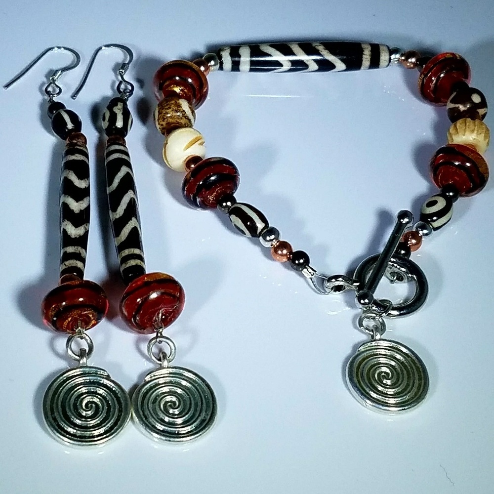 "Serengeti" Earrings and Bracelet Set